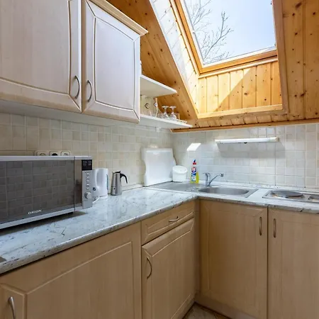 Apartment Aranyapartman *