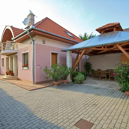 Apartmán Aranyapartman *