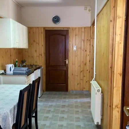 Aranyapartman Хайдусобосло